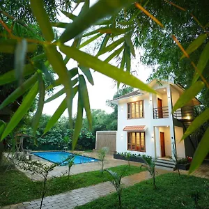 Le Eden 3* Sultan Bathery